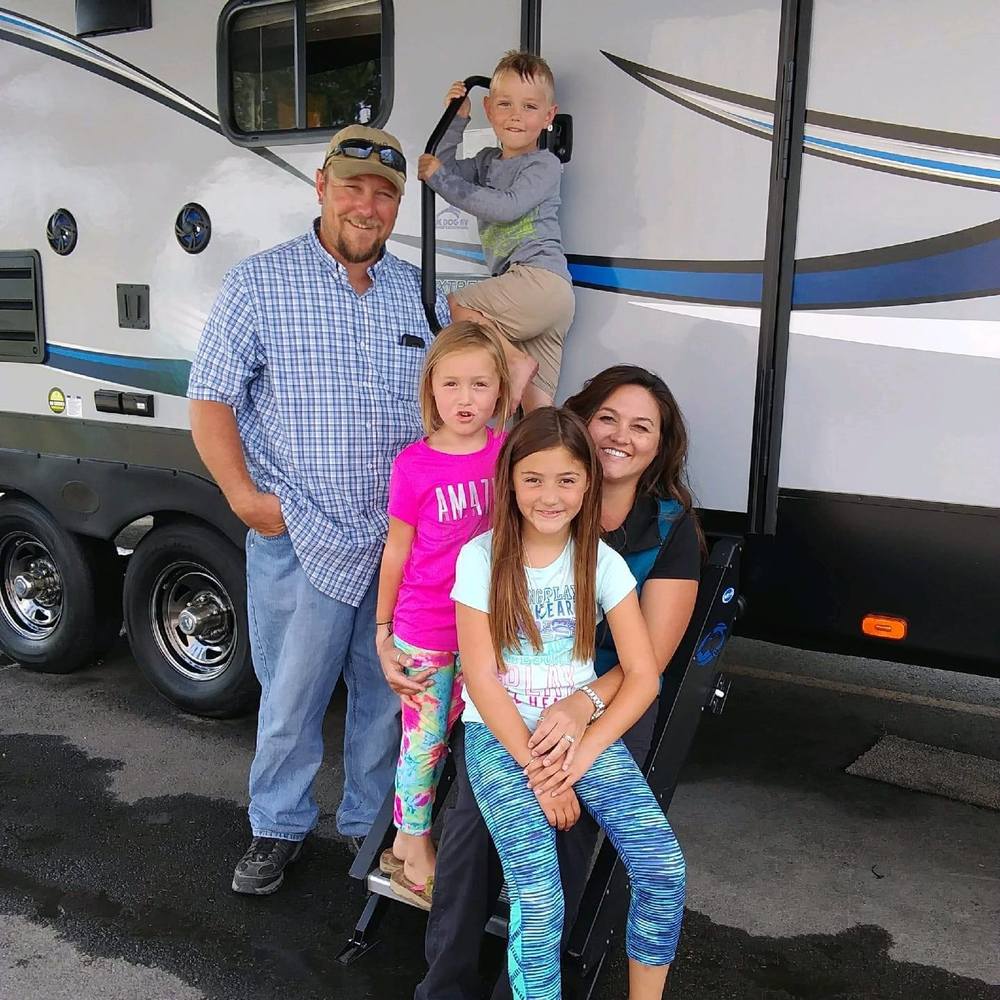 Meet your Posher, Rose